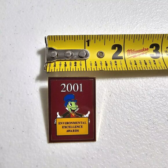 Disney Jiminy Cricket Cast Member Environmental Excellence Award Pin Brooch - Picture 7 of 10